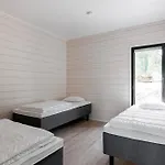 Luxus Helmi 2 - 23 Hlö, Golf Huvilat *